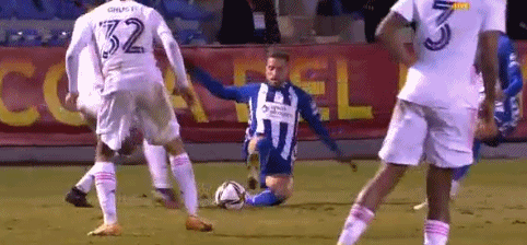 NBA常规赛MVP争夺战激烈